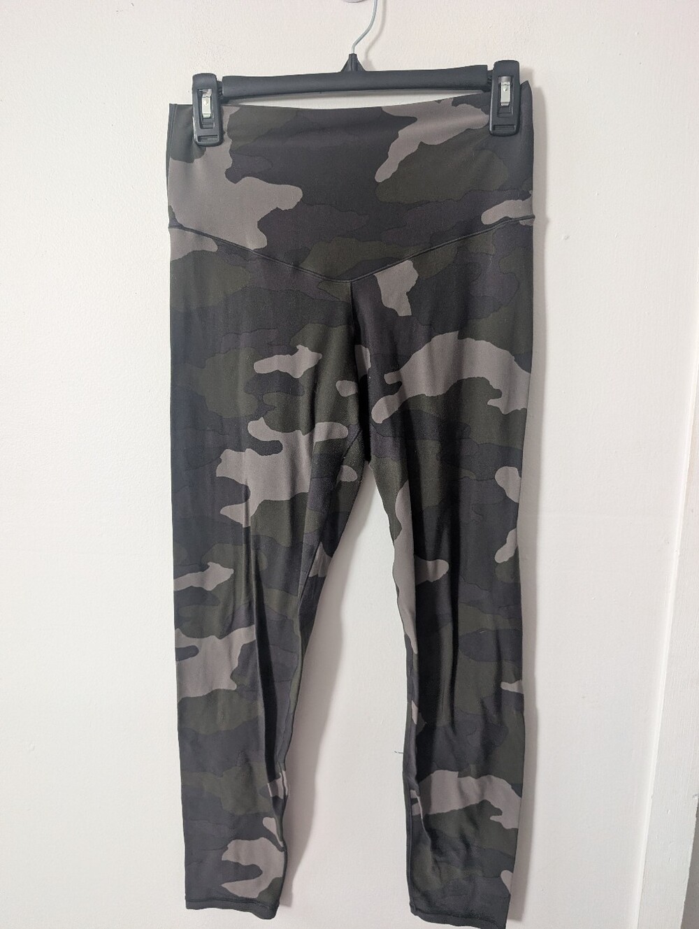 Offline By Aerie Stretchy High Waisted Camo Women's Leggings Size Large
